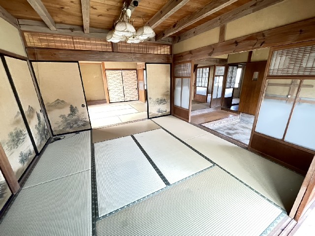 detached 愛知県北設楽郡設楽町西納庫字下沼 地図を見る
