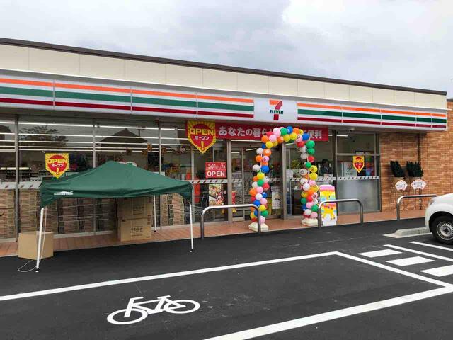 セブンイレブン江南古知野町花霞店 (72m)