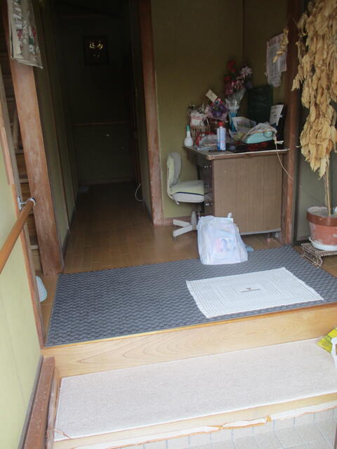 detached 三重県志摩市磯部町穴川 地図を見る