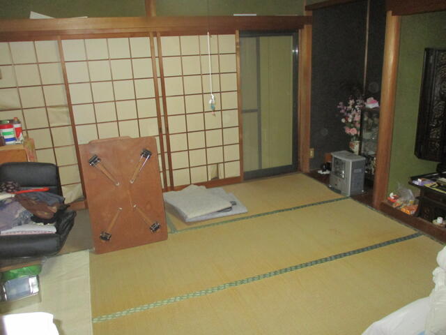 detached 三重県志摩市磯部町穴川 地図を見る