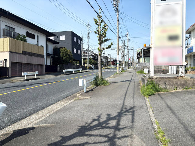 接道部分・前面道路　東から西方面