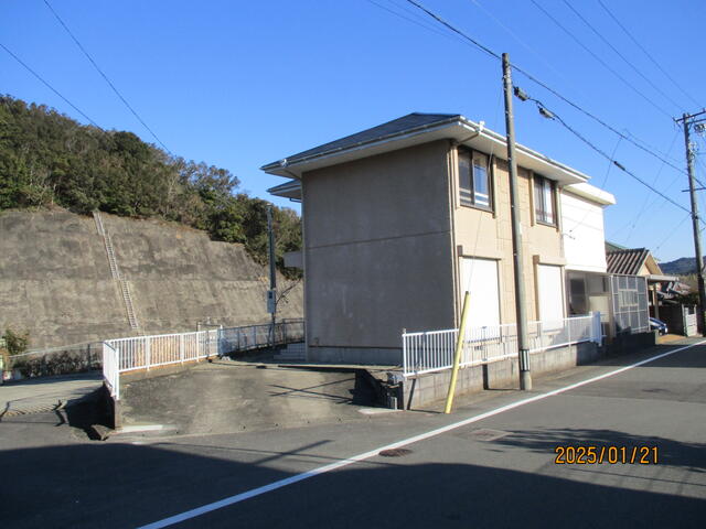 detached 三重県鳥羽市岩倉町 地図を見る