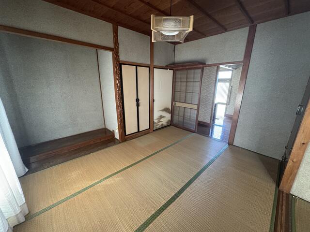 detached 三重県四日市市西坂部町