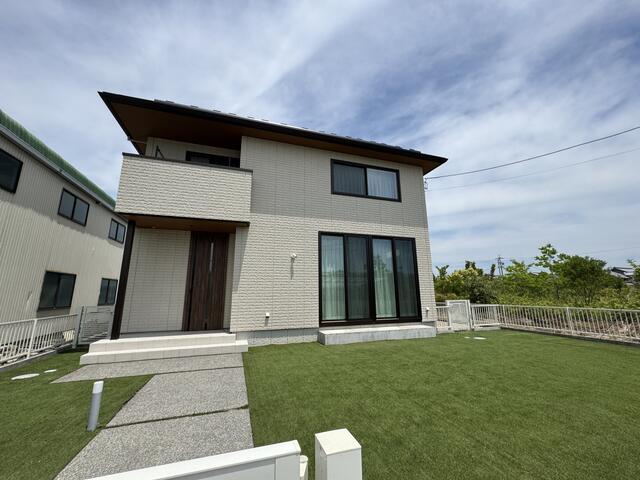 detached 三重県三重郡川越町大字亀尾新田 地図を見る
