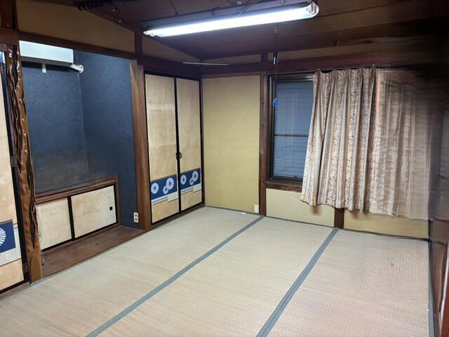 detached 三重県三重郡菰野町大字小島 地図を見る