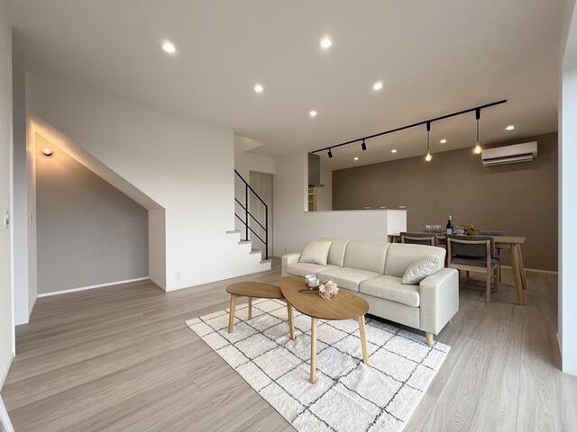 三重県四日市市の一戸建て | 3588万円 | 4LDK | 154.31m² | Akiyama house finder