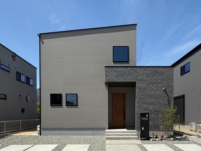 detached 三重県三重郡菰野町大字菰野 地図を見る