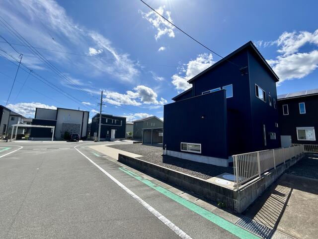 detached 三重県多気郡明和町大字佐田 地図を見る