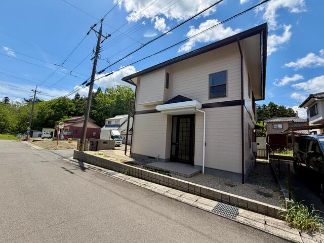 detached 三重県三重郡菰野町大字田口新田 地図を見る