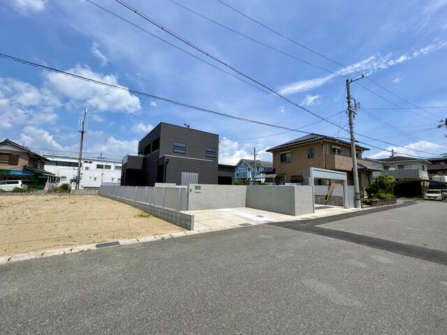 detached 三重県員弁郡東員町大字鳥取 地図を見る