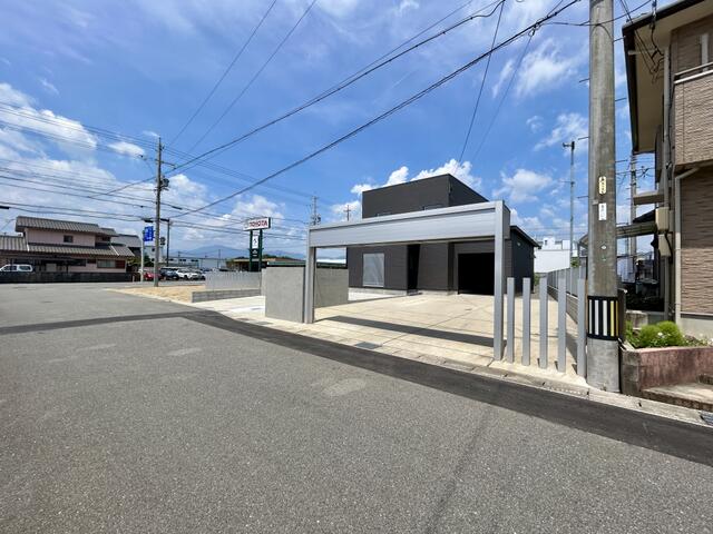 detached 三重県員弁郡東員町大字鳥取 地図を見る