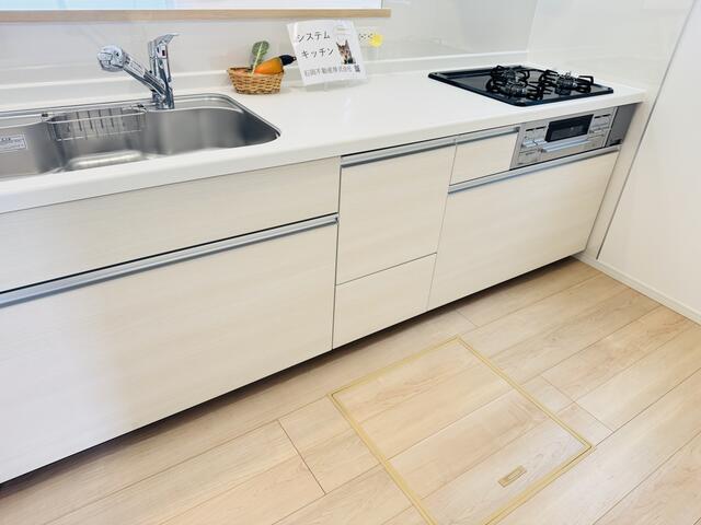 detached 三重県三重郡川越町大字南福崎