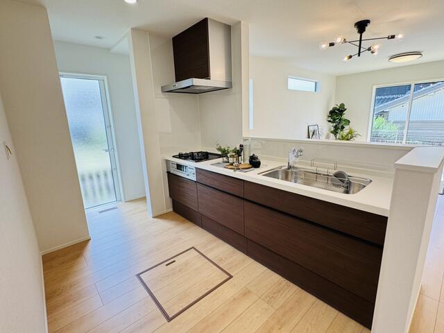 detached 三重県いなべ市北勢町東村 地図を見る