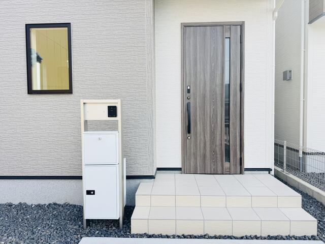 detached 三重県いなべ市北勢町東村 地図を見る