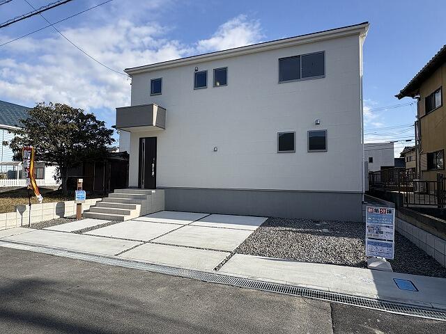 detached 三重県三重郡菰野町大字小島 地図を見る