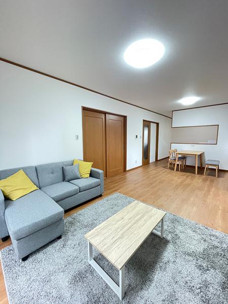 三重県四日市市の一戸建て | 1950万円 | 4SLDK | 186.02m² | Akiyama house finder
