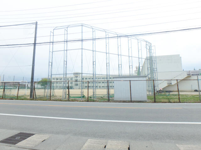 松阪市立鎌田中学校 (1,331m)