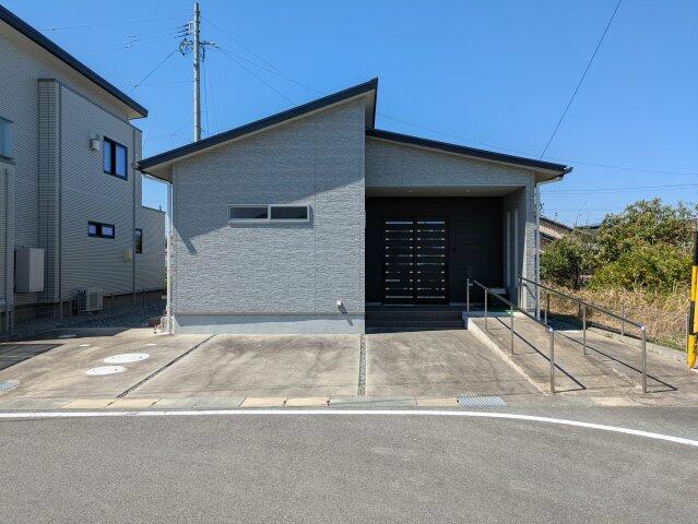 detached 三重県多気郡明和町大字金剛坂 地図を見る