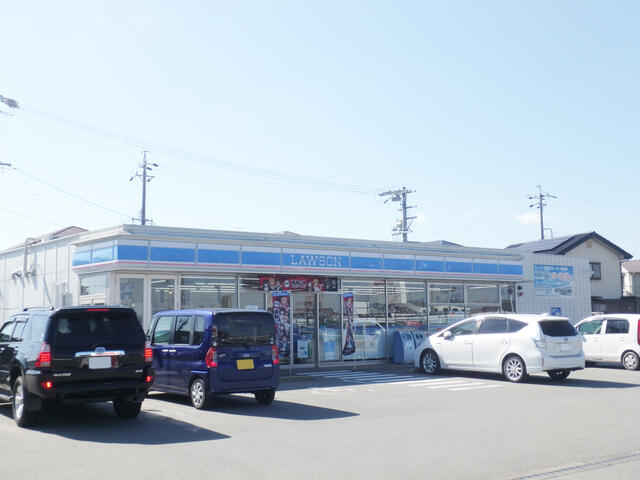 ローソン松阪大津町店 (898m)