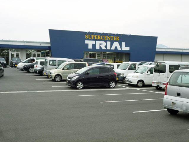 スーパーセンタートライアル松阪店 (652m)