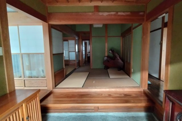 detached 滋賀県近江八幡市安土町東老蘇 地図を見る
