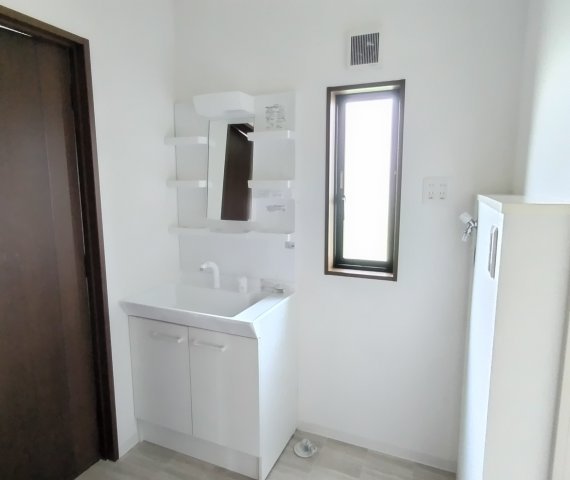 detached 滋賀県蒲生郡竜王町大字橋本 地図を見る