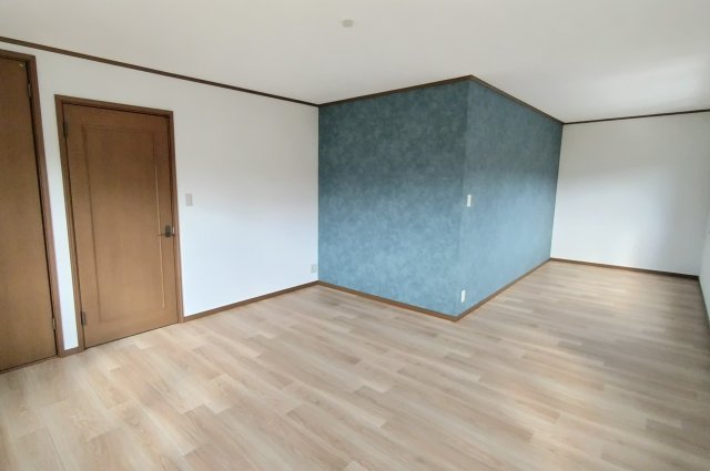 detached 滋賀県米原市柏原 地図を見る