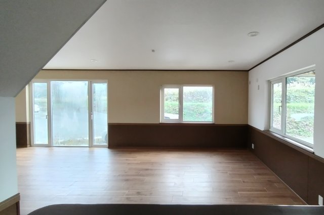 detached 滋賀県米原市柏原 地図を見る