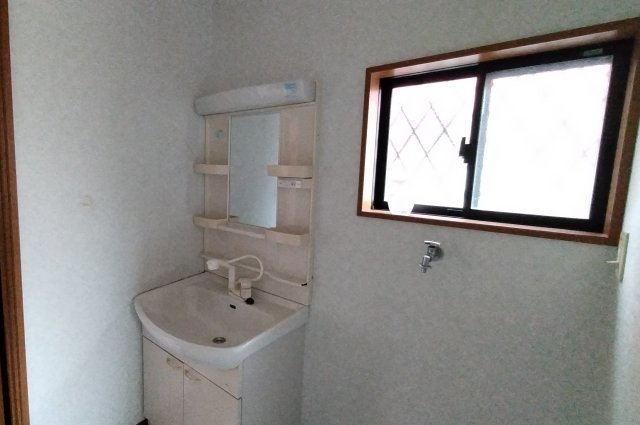 detached 滋賀県愛知郡愛荘町市 地図を見る