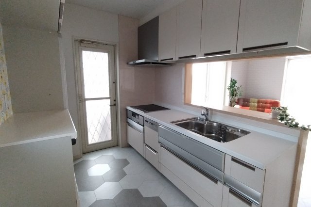 detached 滋賀県愛知郡愛荘町東出 地図を見る