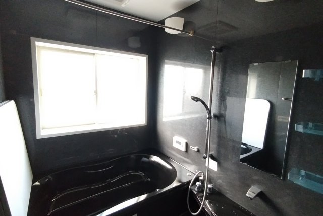 detached 滋賀県愛知郡愛荘町東出 地図を見る