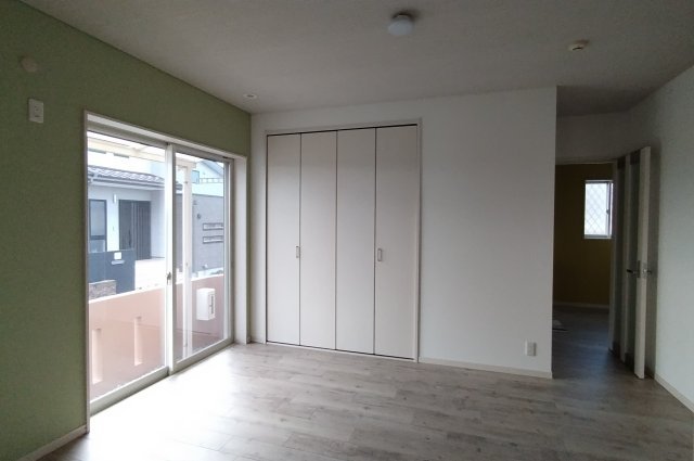 detached 滋賀県愛知郡愛荘町東出 地図を見る