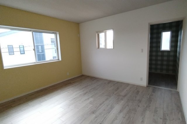 detached 滋賀県愛知郡愛荘町東出 地図を見る