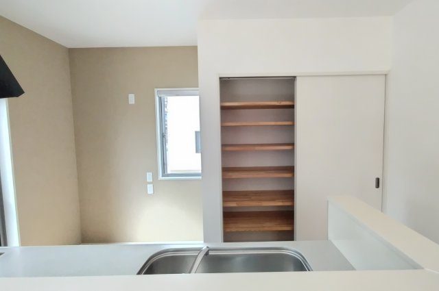 detached 滋賀県犬上郡甲良町大字尼子 地図を見る