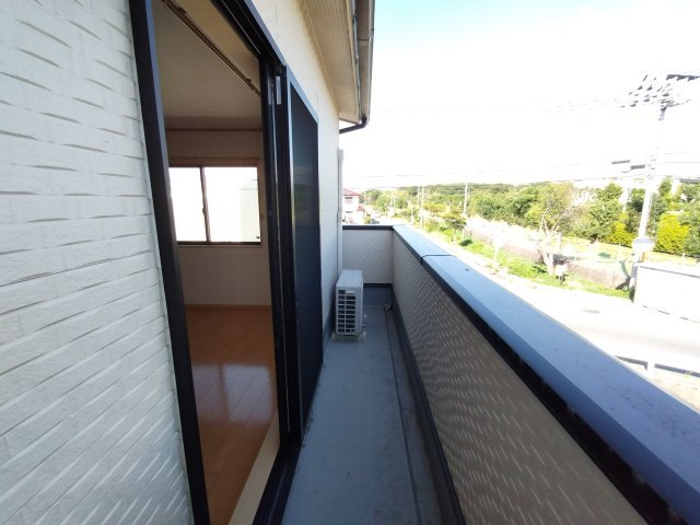 detached 滋賀県愛知郡愛荘町長野 地図を見る