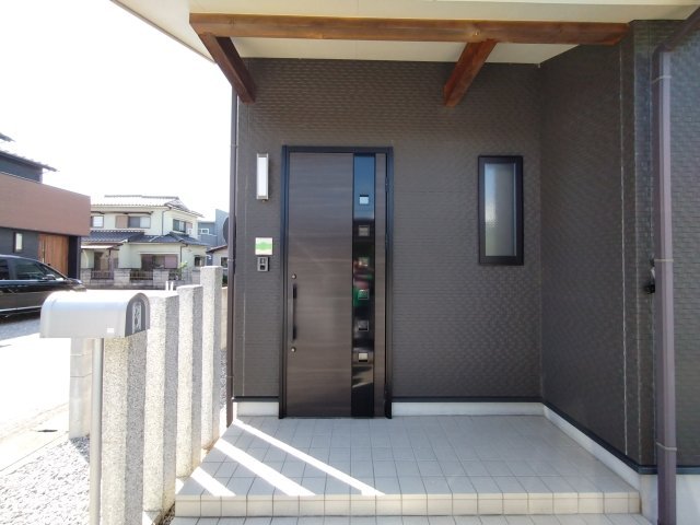 detached 滋賀県愛知郡愛荘町長野 地図を見る