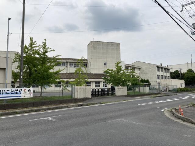 野洲市立北野小学校 (1,238m)