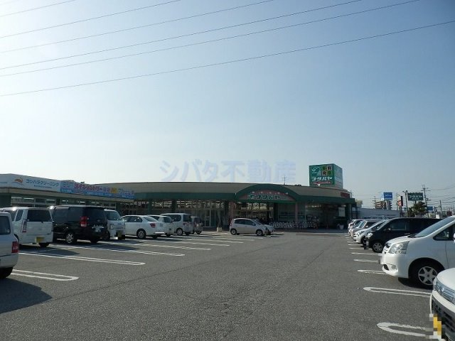 フタバヤ 彦根店 (748m)