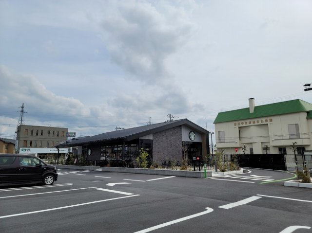 スターバックスコーヒー　ビバシティ彦根店 (443m)