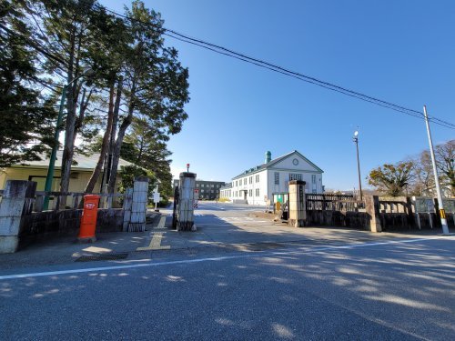 国立滋賀大学 (422m)