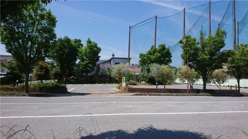 キャナリィ・ロウ彦根店 (615m)