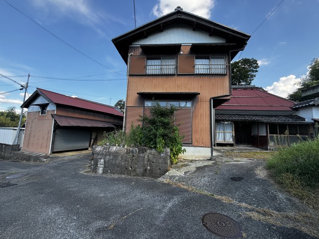 detached 滋賀県蒲生郡日野町大字安部居 地図を見る