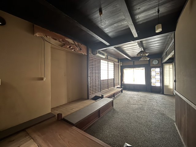 detached 滋賀県犬上郡多賀町大字多賀 地図を見る