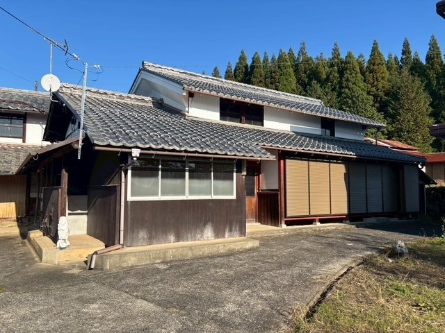 detached 滋賀県犬上郡多賀町大字大岡 地図を見る
