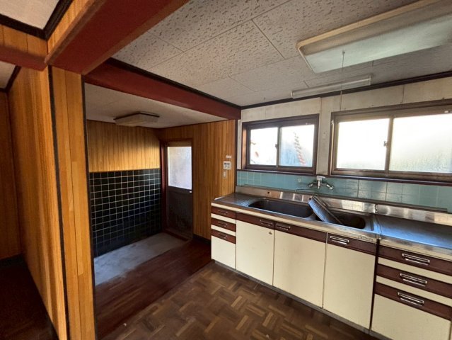 detached 滋賀県犬上郡多賀町大字大岡 地図を見る