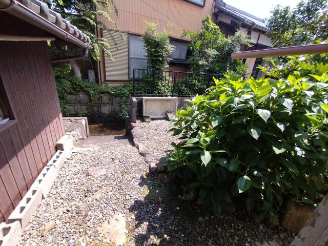 detached 滋賀県蒲生郡日野町大字仁本木 地図を見る