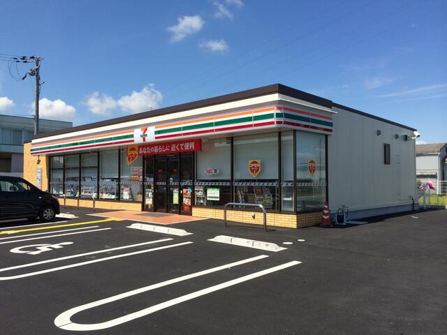 セブンイレブン愛荘町市店 (1,036m)