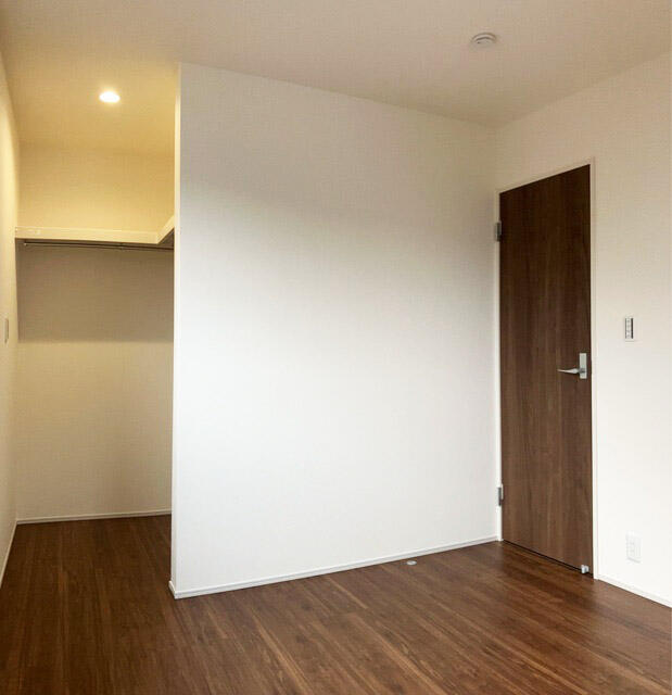 収納／ウォークインクローゼット　現地撮影