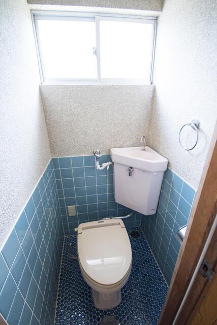 トイレ／離れのトイレ