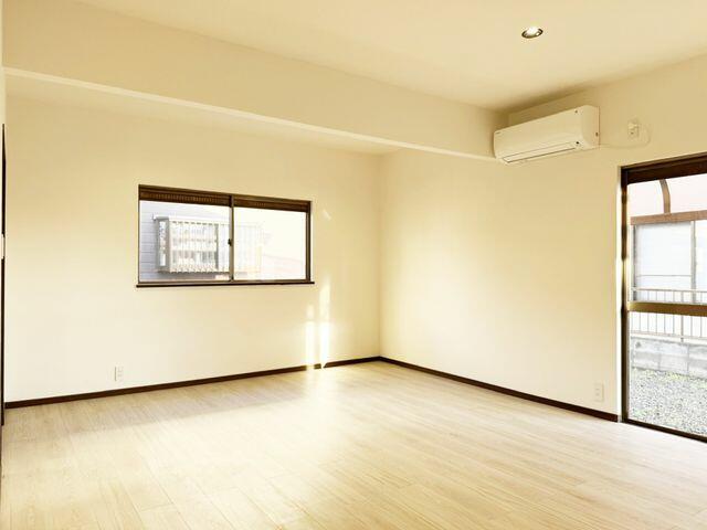 detached 滋賀県長浜市湖北町猫口 地図を見る